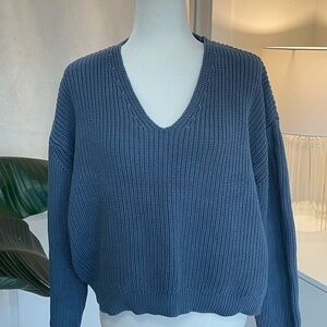 Quince Fisherman’s V-Neck Sweater - NEVER WORN
